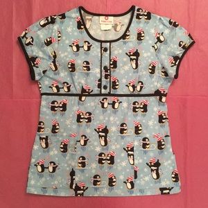 White Cross Winter Penguins Scrub Top Size Small